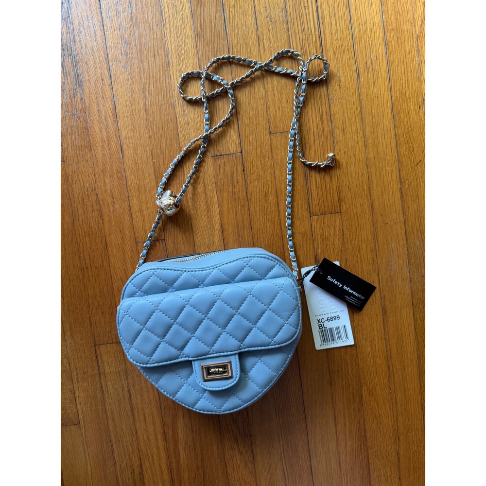 Heart Shaped Crossbody Bag‎